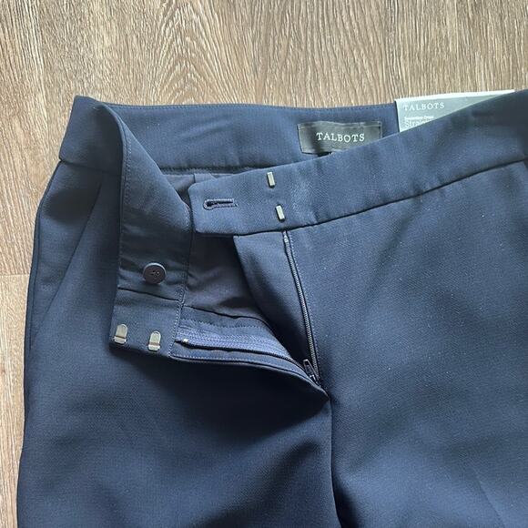 NWT Talbots Seasonless Crepe Straight Leg Pants Navy Size 2 Business Casual - Picture 2 of 6